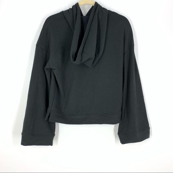 All In Motion XS Bell Sleeve Pullover Hoodie Black Athleisure Yoga Gym - Picture 3 of 8